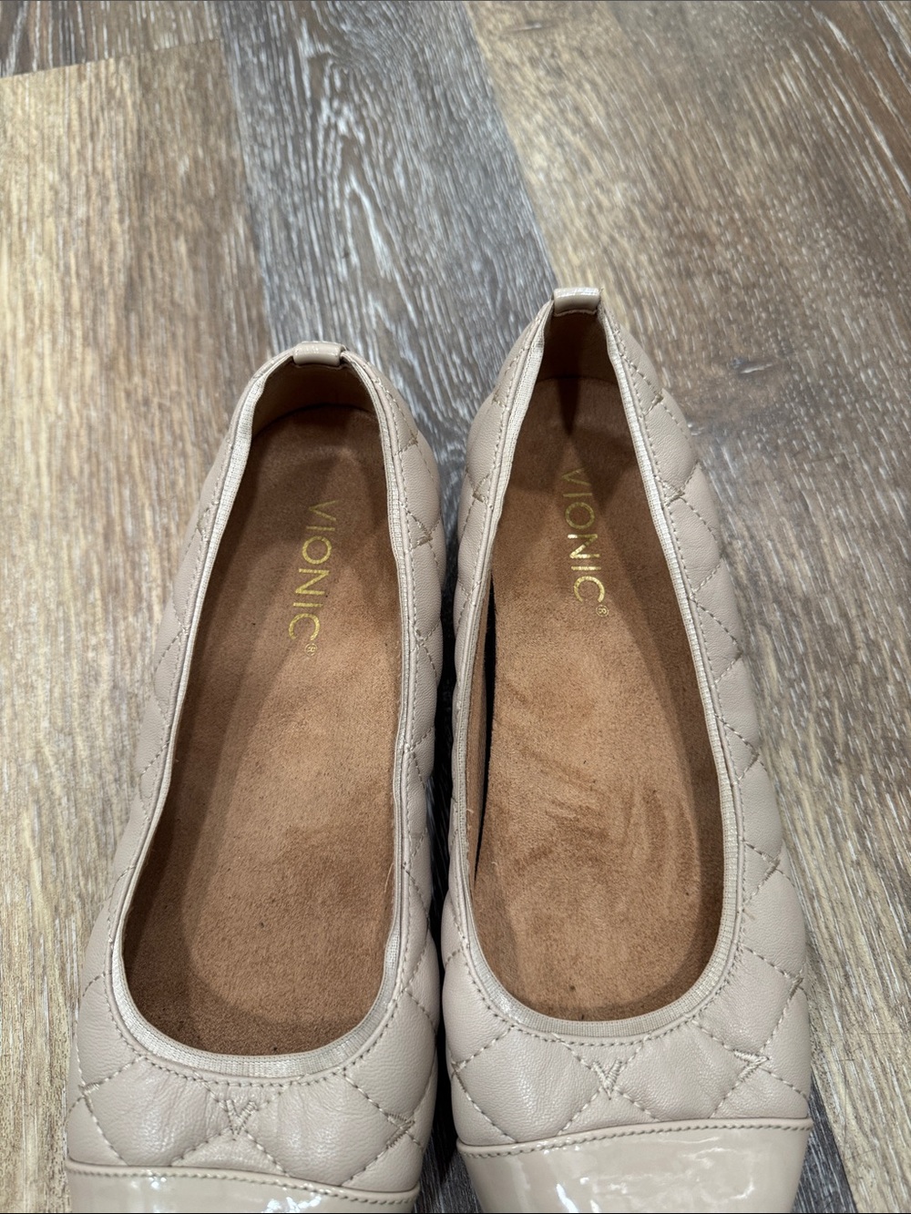 Like new, Vionic- Desiree loafers, size 6.5 - Picture 3 of 7